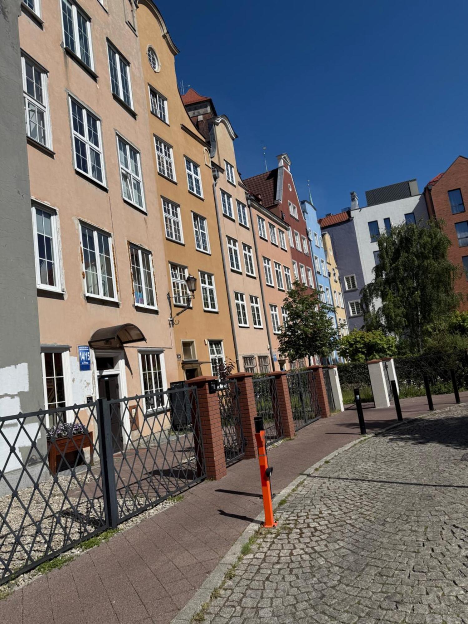 Apartament Kameralny Przy Ul. Piwnej 格但斯克 外观 照片