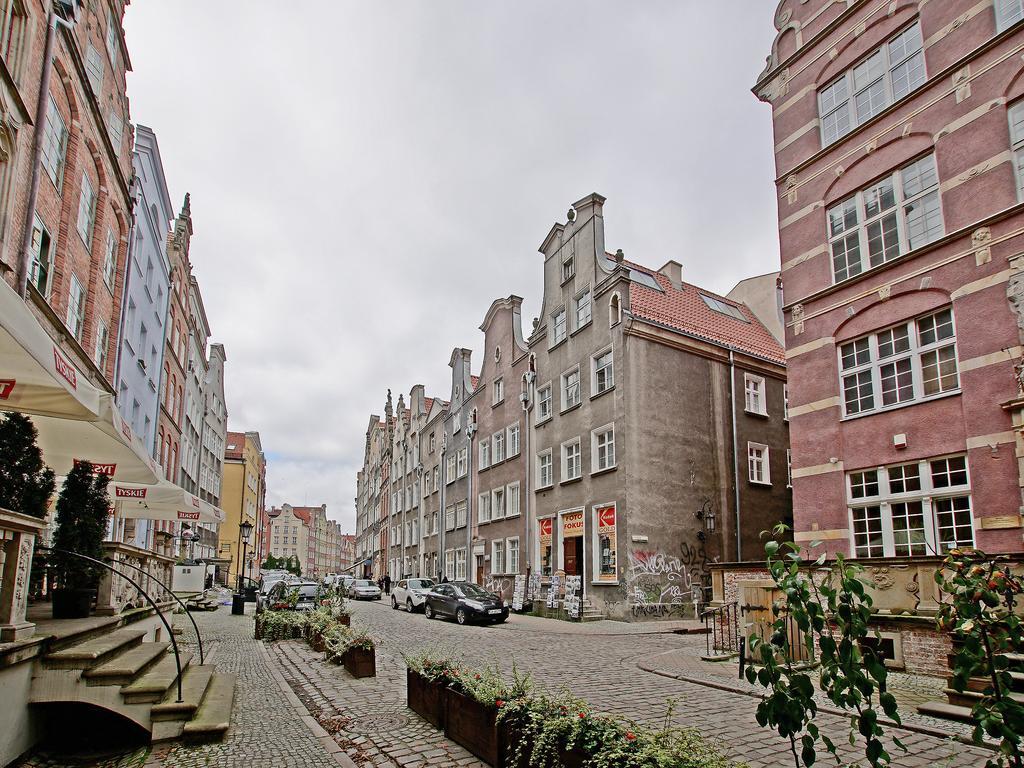 Apartament Kameralny Przy Ul. Piwnej 格但斯克 外观 照片